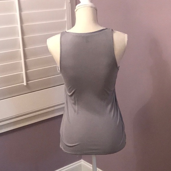 Express Fancy, Front Detailed Tank Top - Picture 4 of 5